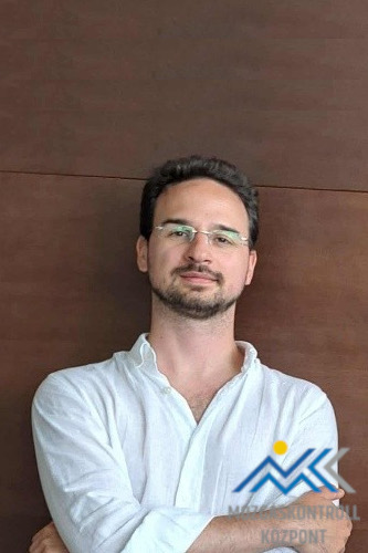 Mozgáskontroll Központ - Dr. Szögi Miklós ortopéd-traumatológus